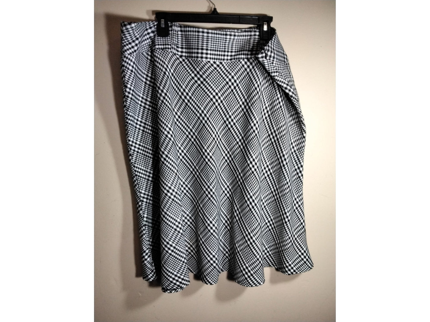 Dressbarn, Black and White, Skirt, 18W
