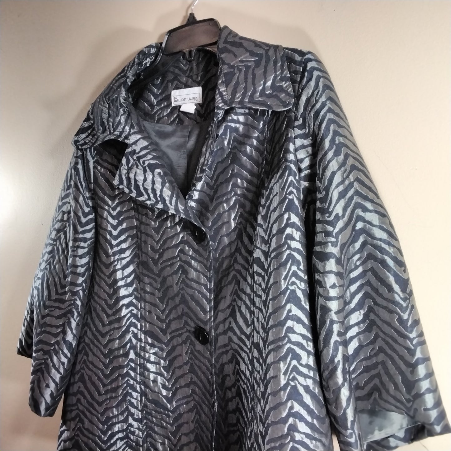 Elliot Lauren, Black and Gray, Jacket 12