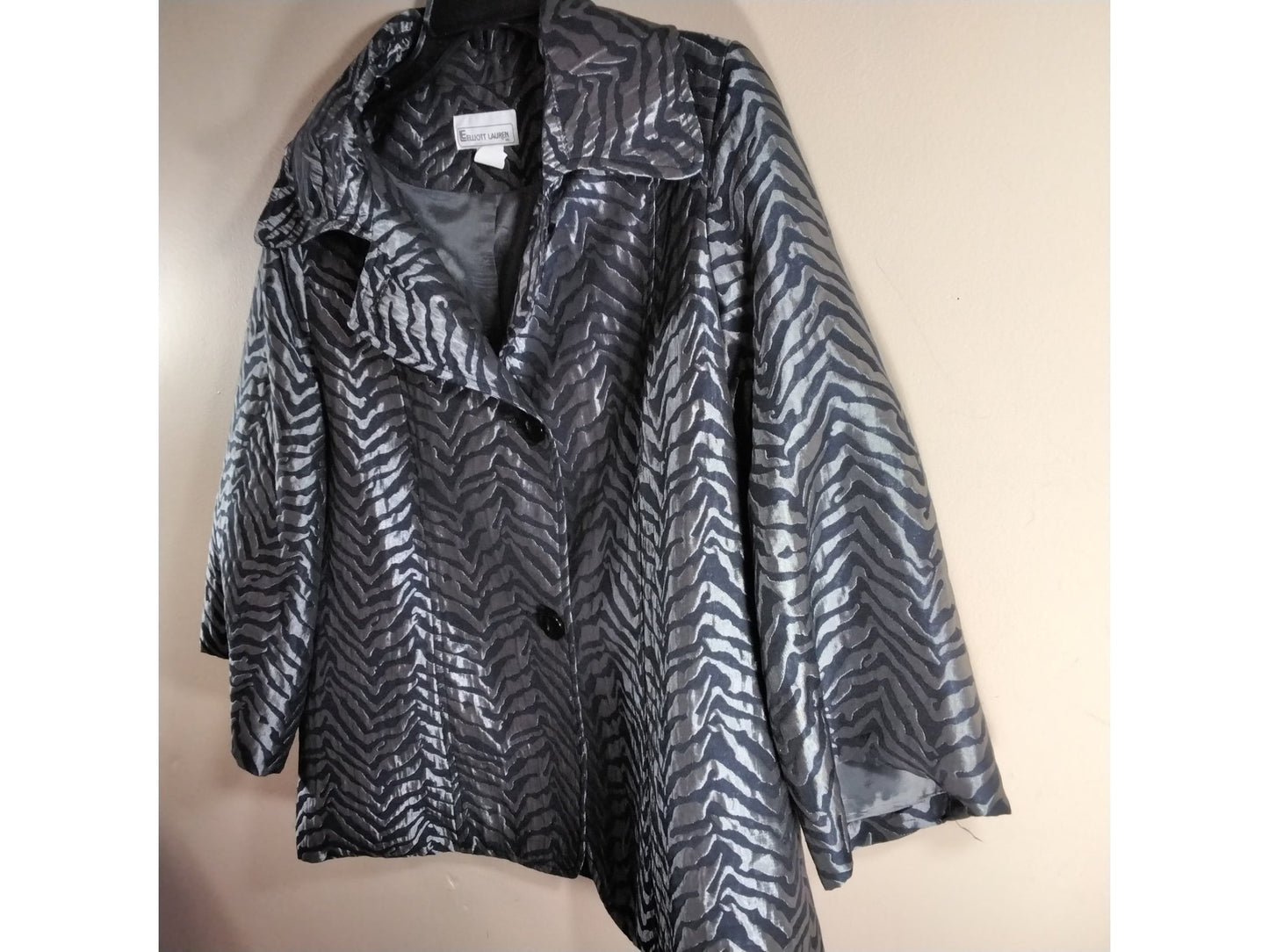 Elliot Lauren, Black and Gray, Jacket 12