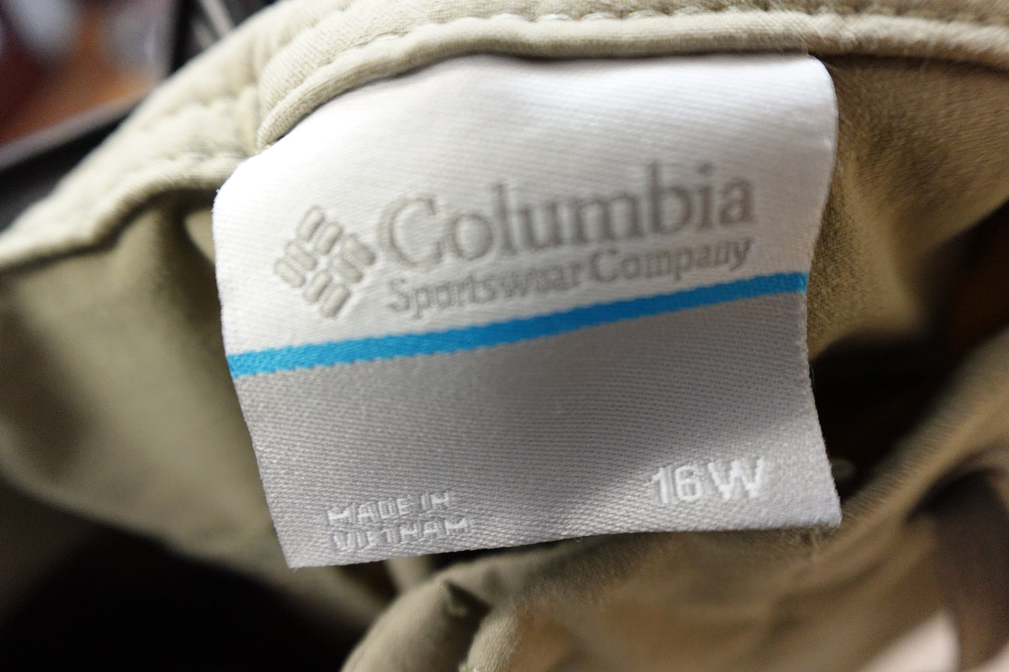 Columbia, Capri, 18W