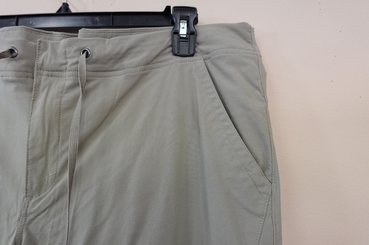 Columbia, Capri, 18W