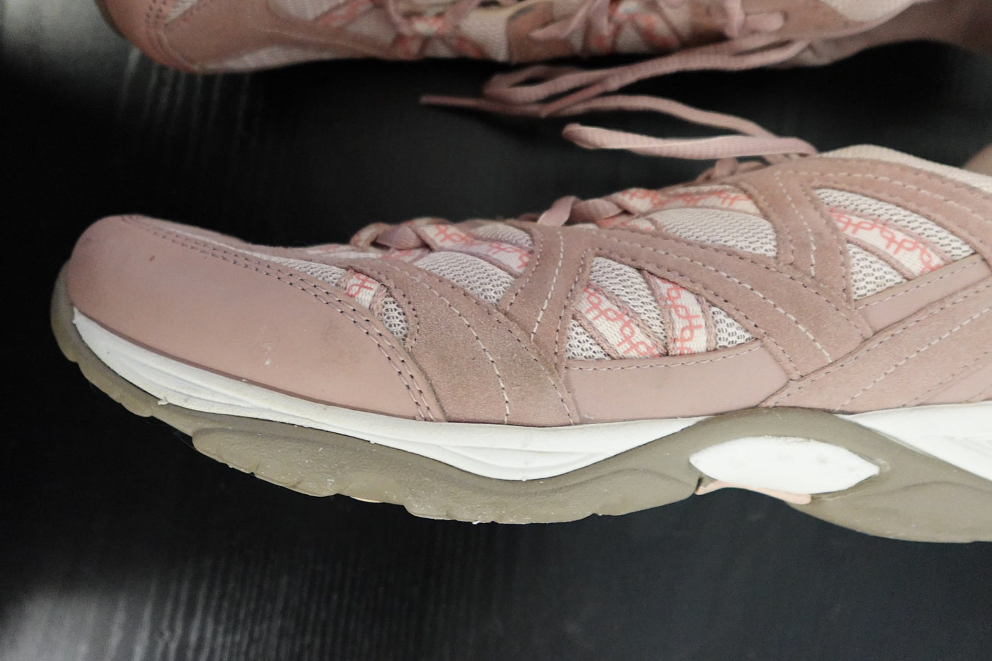 Easy Spirit, Hiking Sneakers, 11, Condition: Very Good