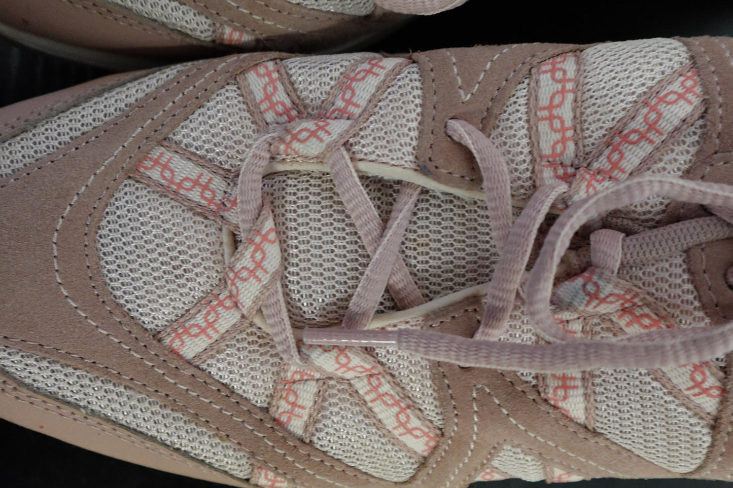 Easy Spirit, Hiking Sneakers, 11, Condition: Very Good