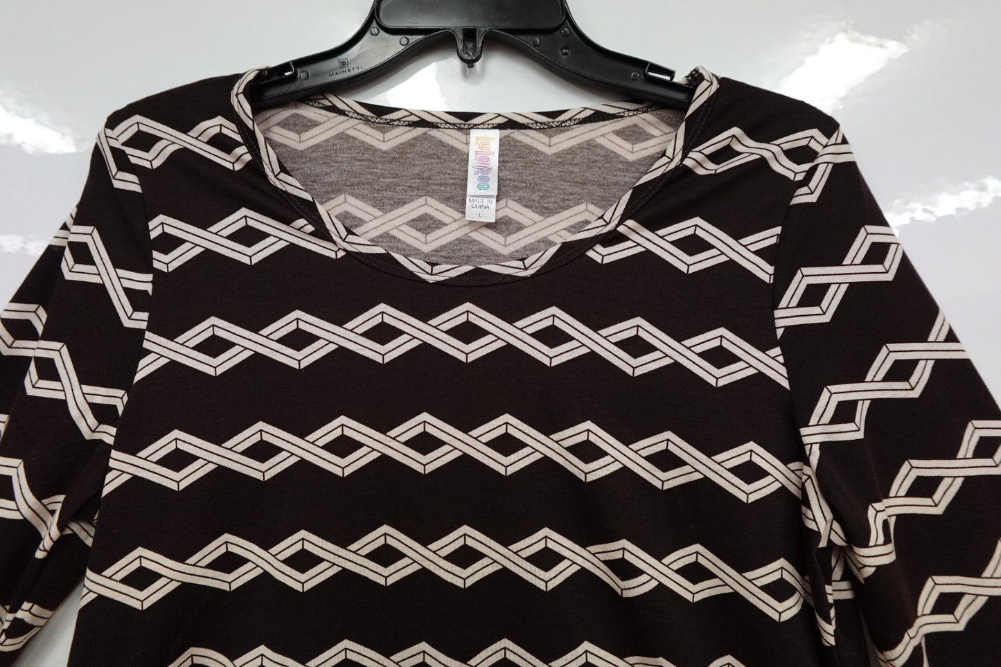 LuLaRoe, T-Shirt, Large
