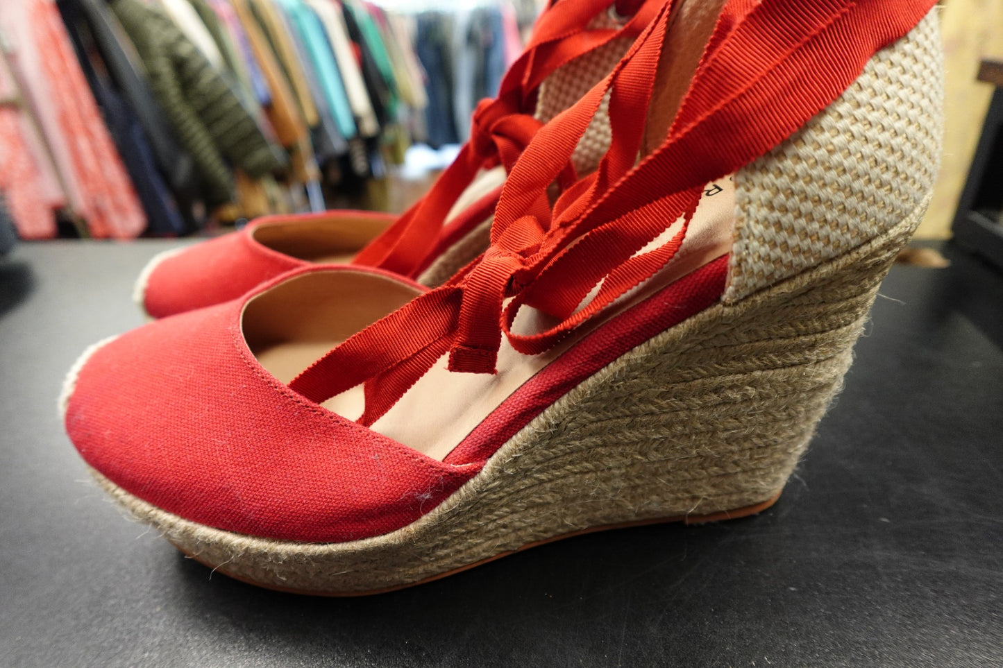 Torrid, Sandels, 10WW