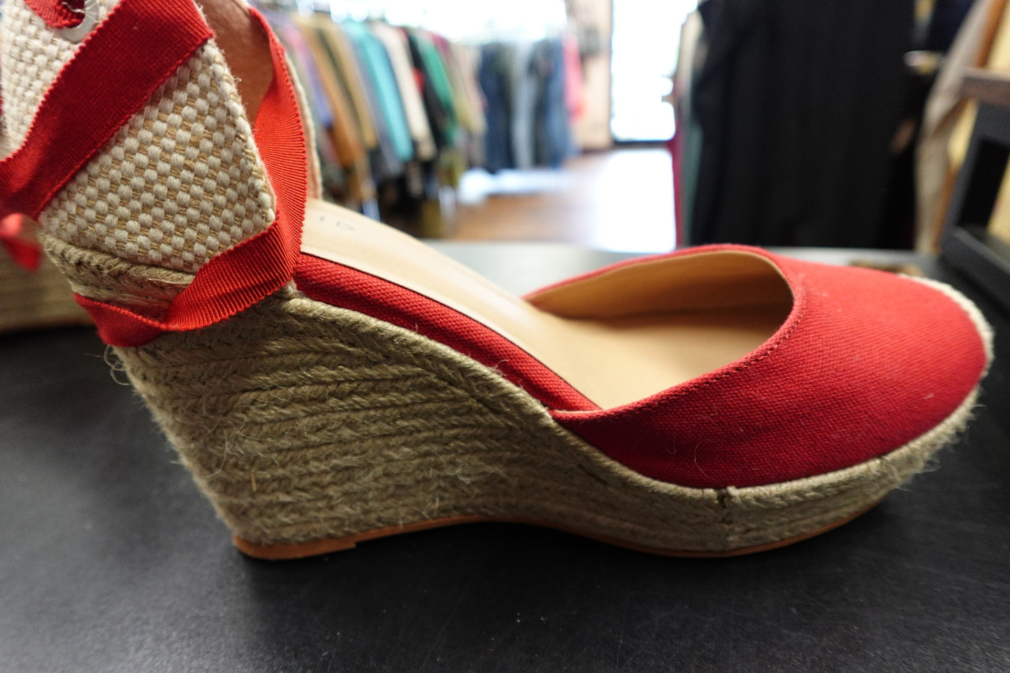 Torrid, Sandels, 10WW