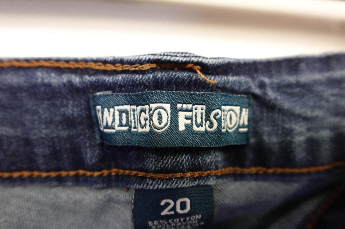 Indigo Fusion, Shorts, 20W