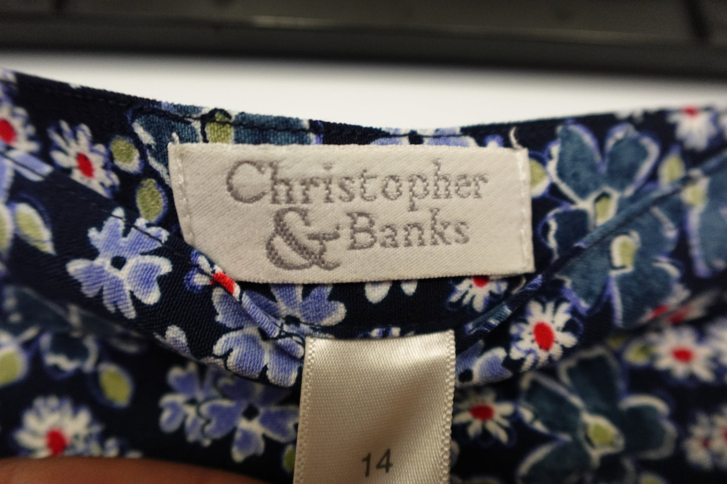 Christopher Banks, Skirt, 14