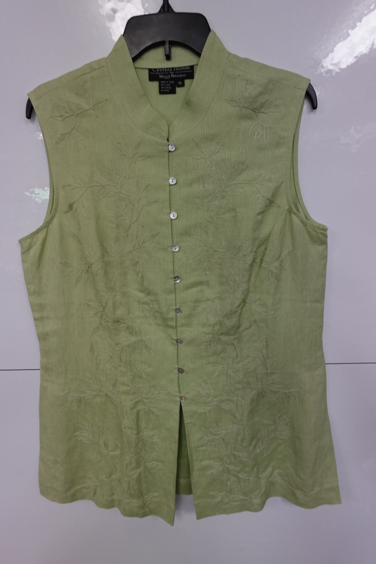 Cynthia Howie, Sleeveless blouse, 16
