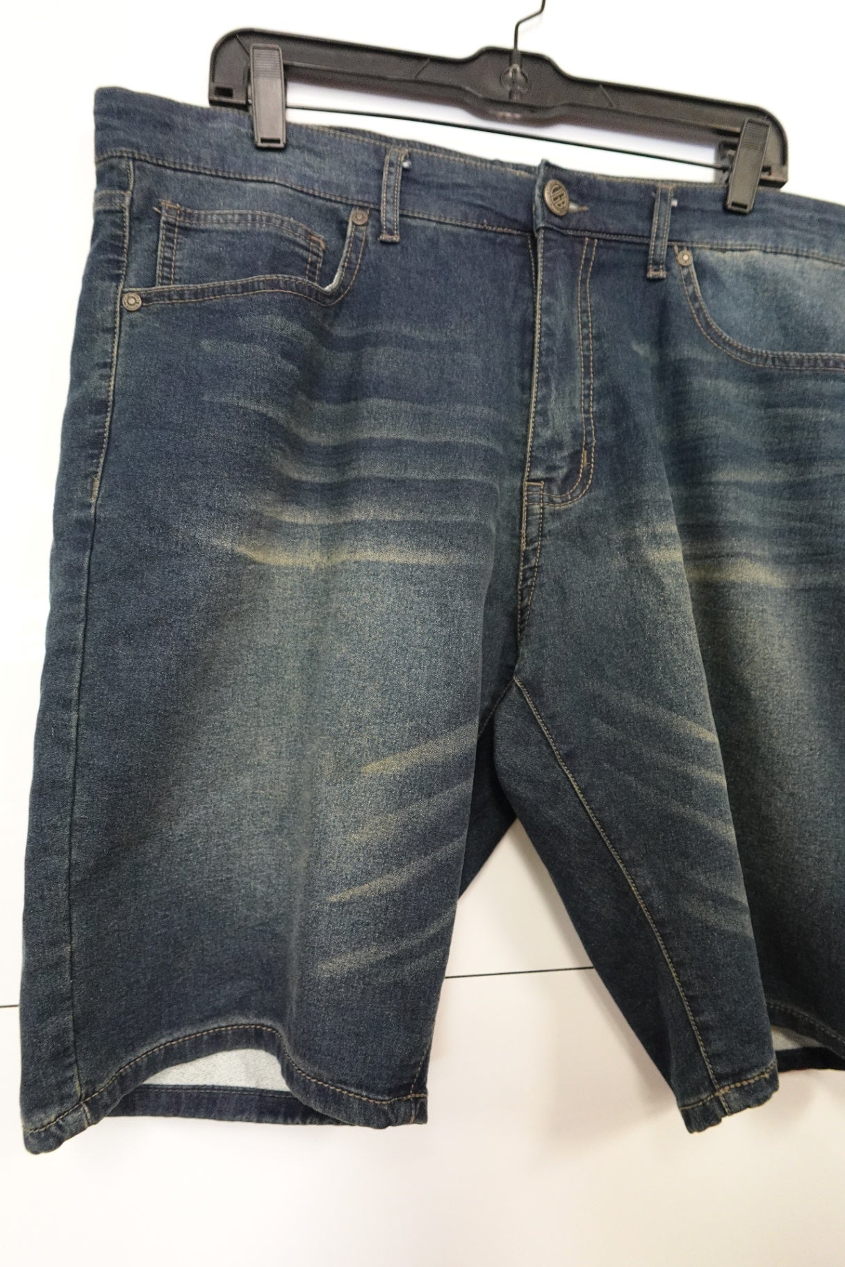 Vintage Genes Black, Jeans Shorts, L/XL (38in Waist)