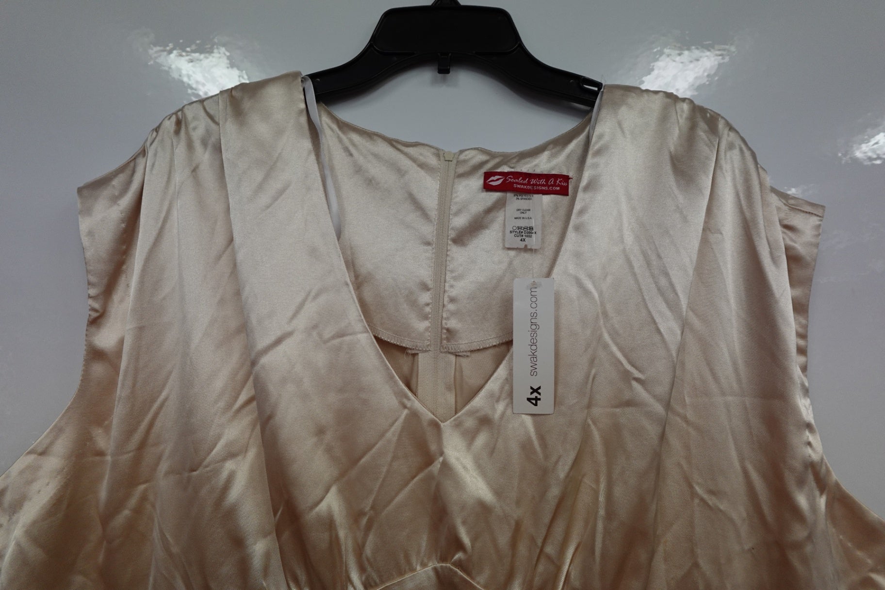 NEW Sealed with a kiss, Dress, 4X