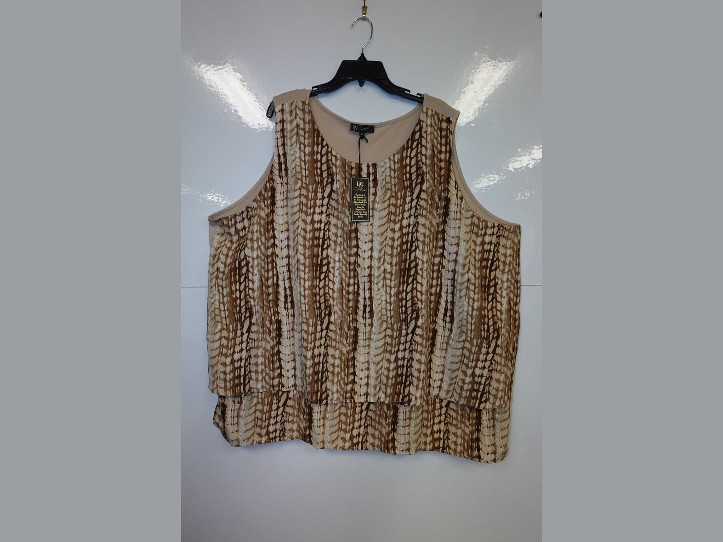 NEW Dg2, SLEEVELESS TOP, 4X