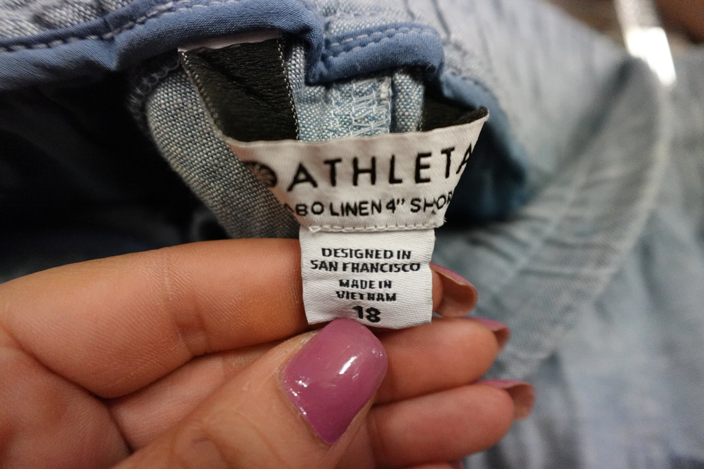 Athleta, Shorts, 18