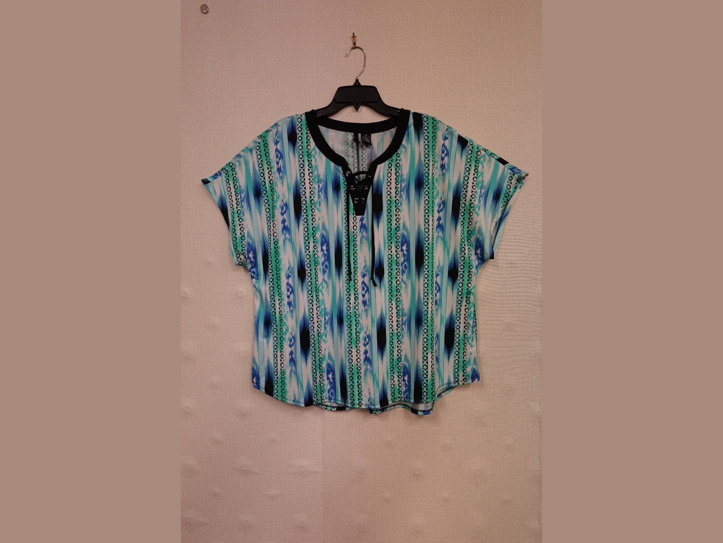 New directions, SHORT SLEEVED TOP, 2X