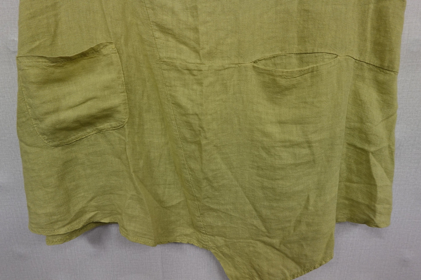 SAGA, SHORT SLEEVED TOP, XL (46in circumference)