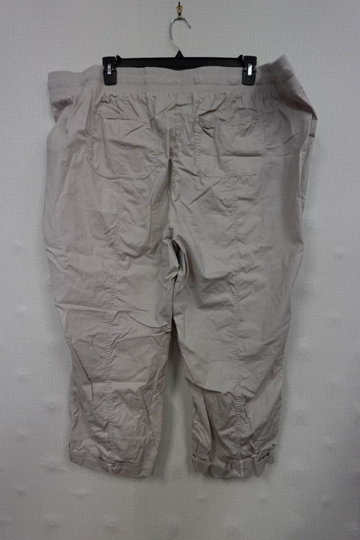Torrid, Capri/Cropped Pants, 4R