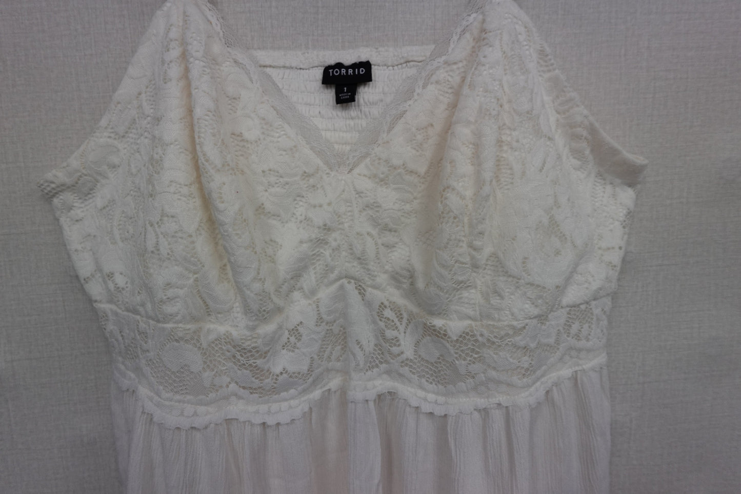 TORRID, SLEEVELESS TOP, XL (1X)