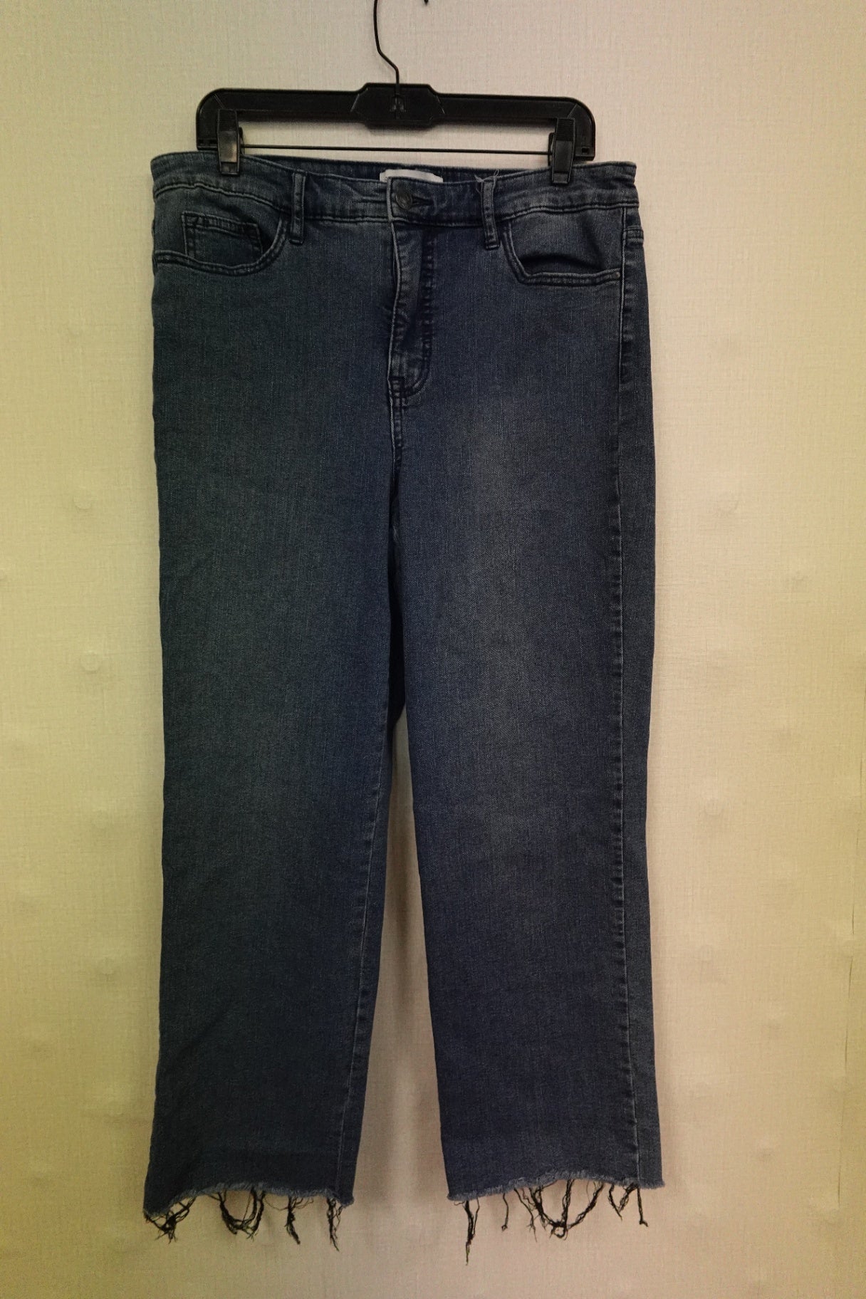 Social standards, Jeans, 14