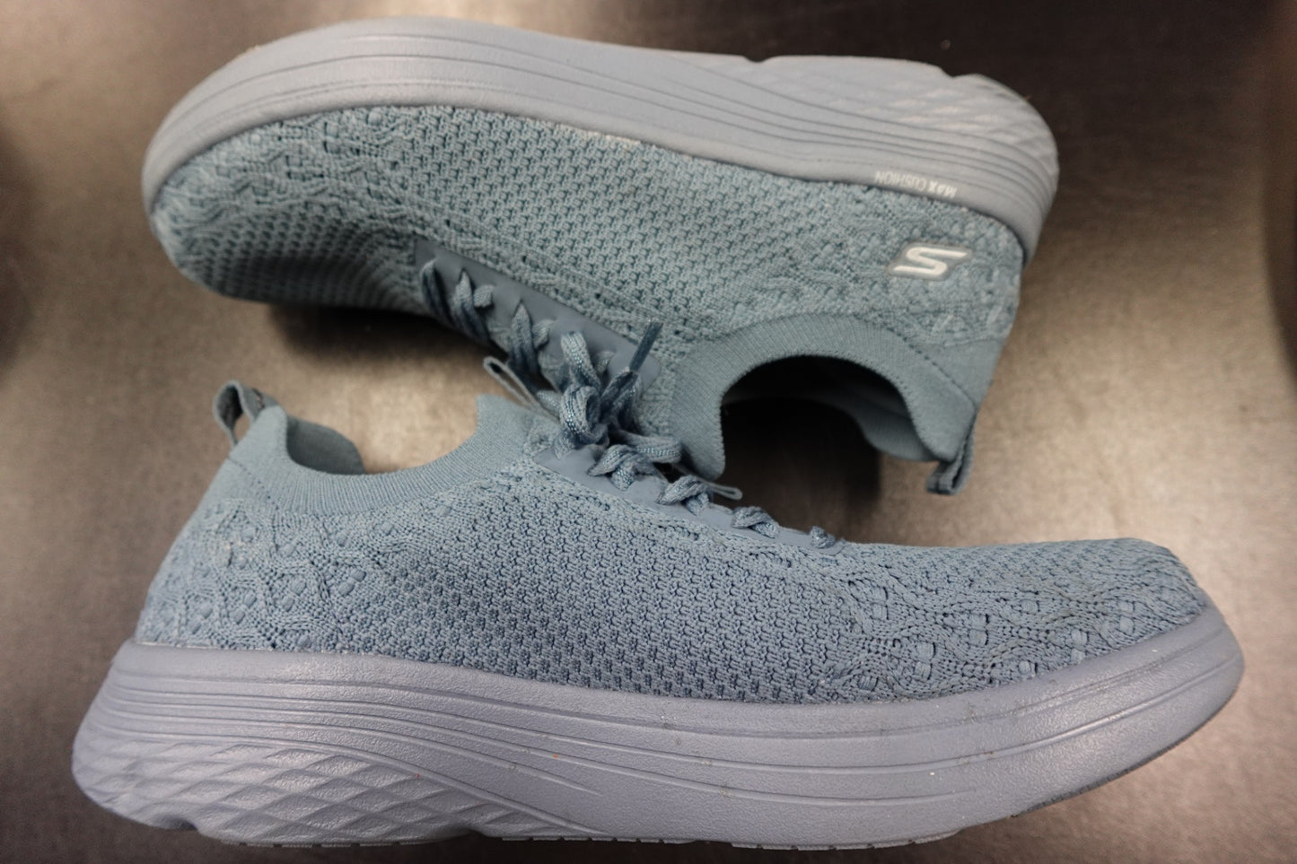 Sketchers, Sneakers, 10