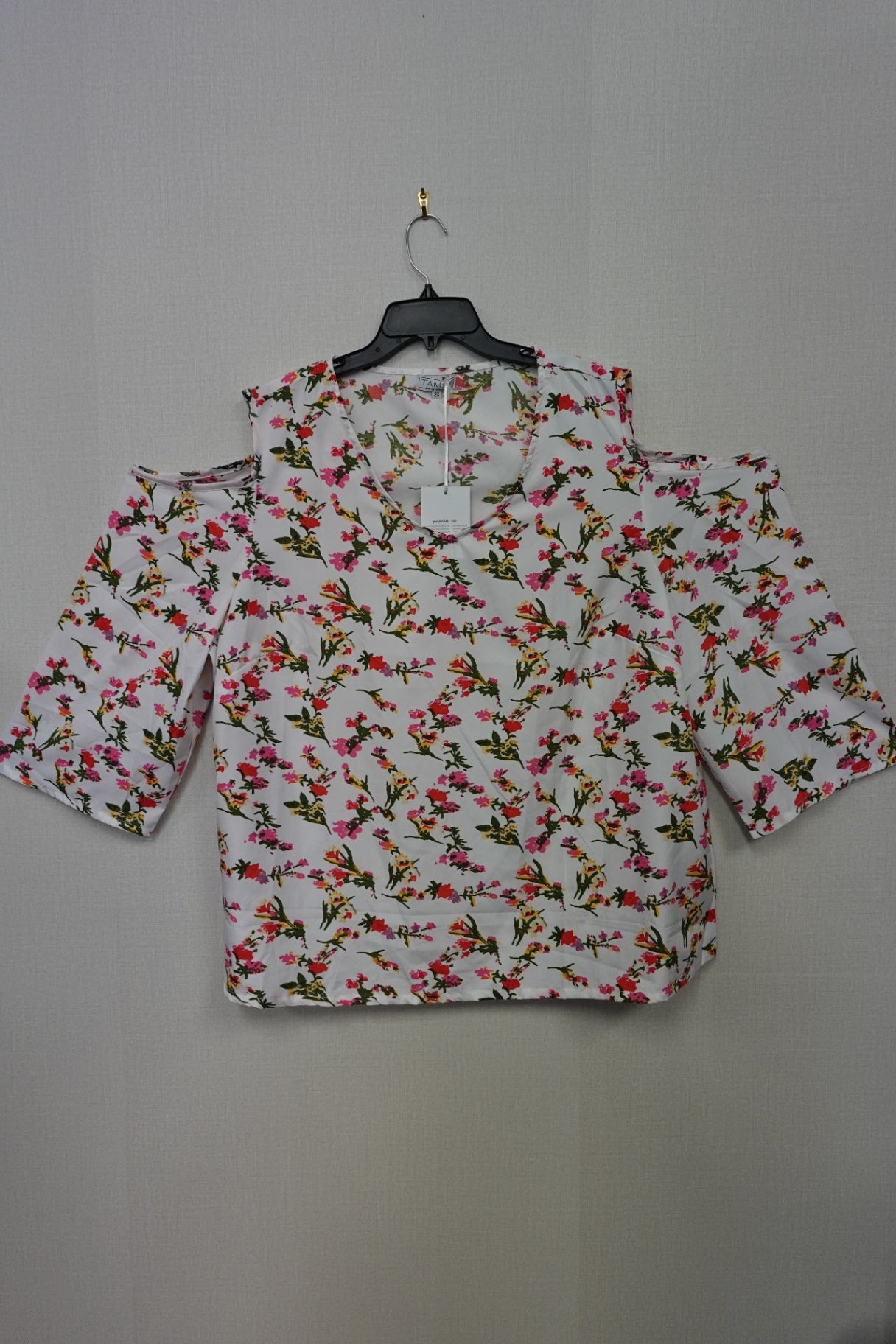 NEW- TAMSY, Short Sleeves Top, 2X