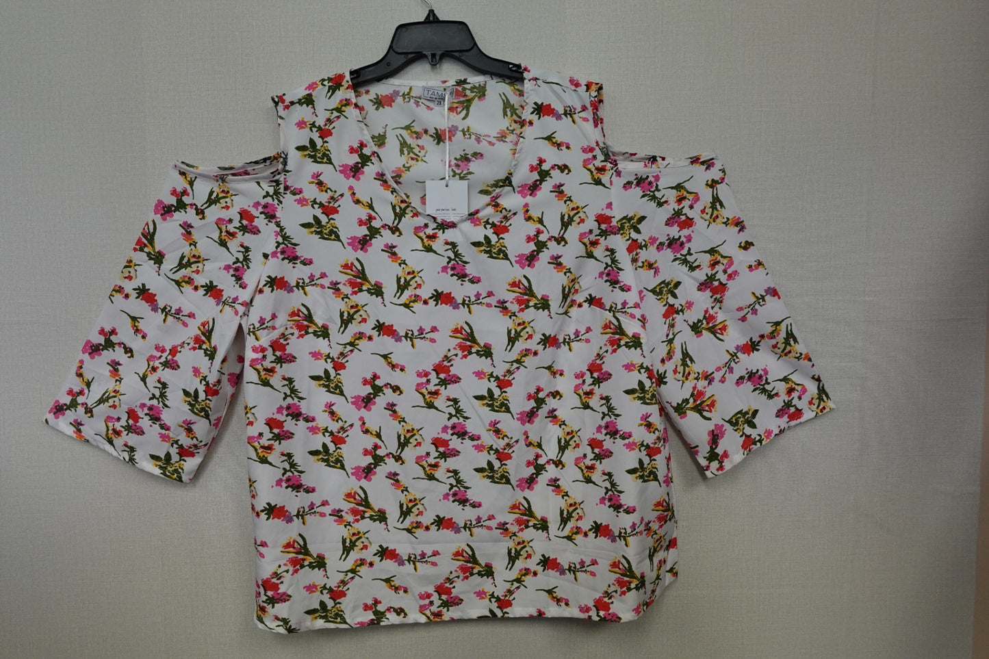 NEW- TAMSY, Short Sleeves Top, 2X
