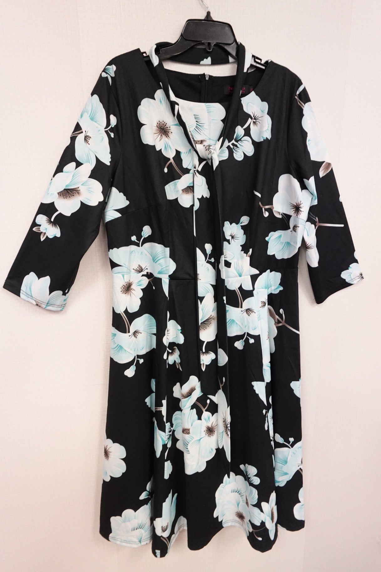 Dress Tells, Dress, 3XL