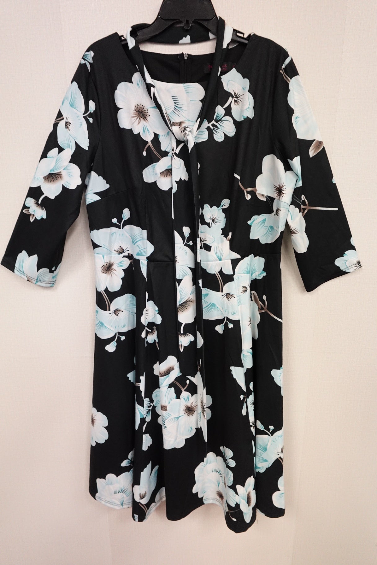 Dress Tells, Dress, 3XL