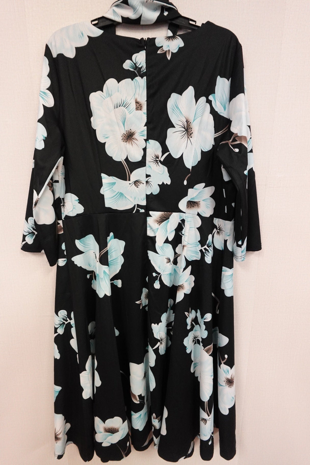 Dress Tells, Dress, 3XL