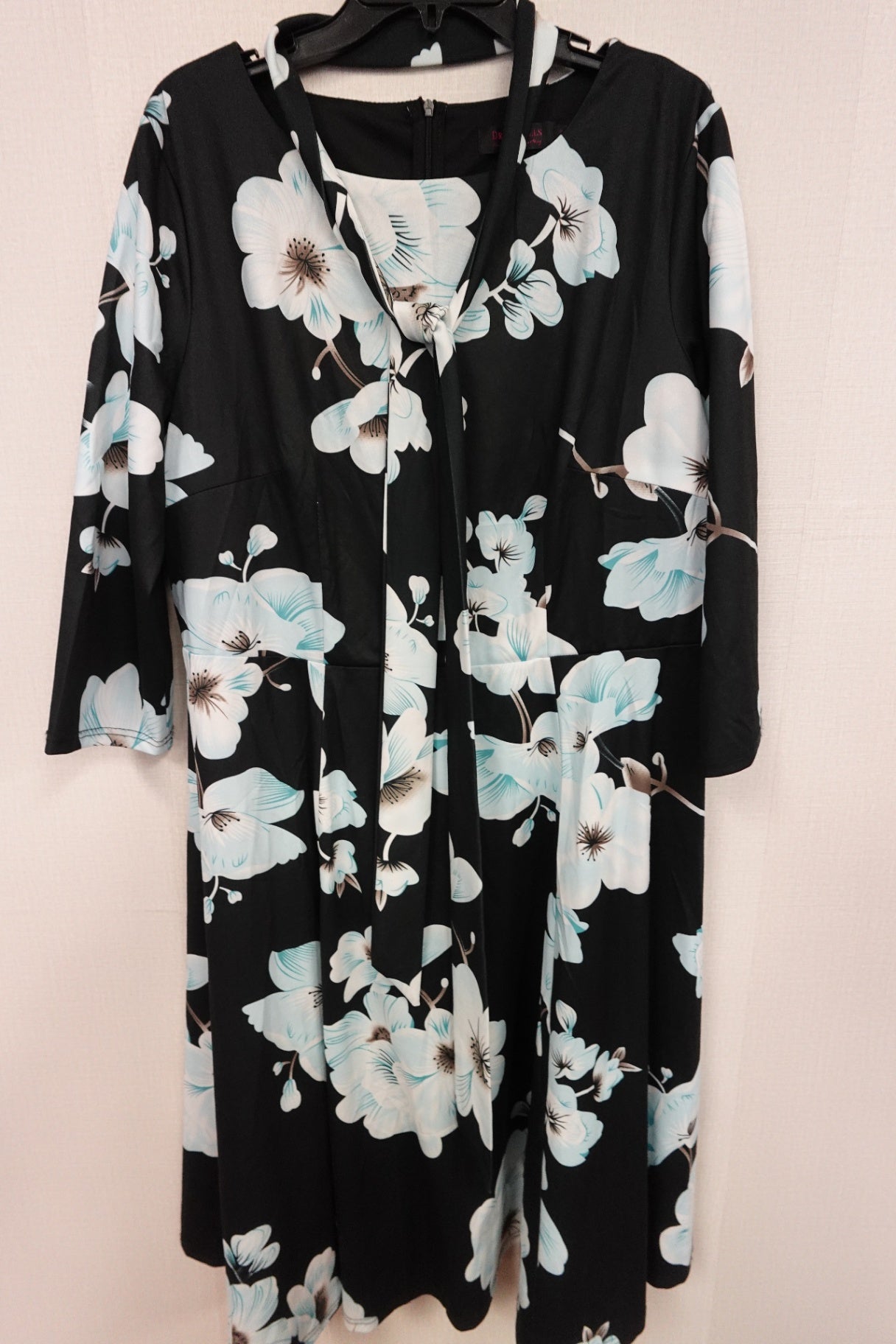 Dress Tells, Dress, 3XL
