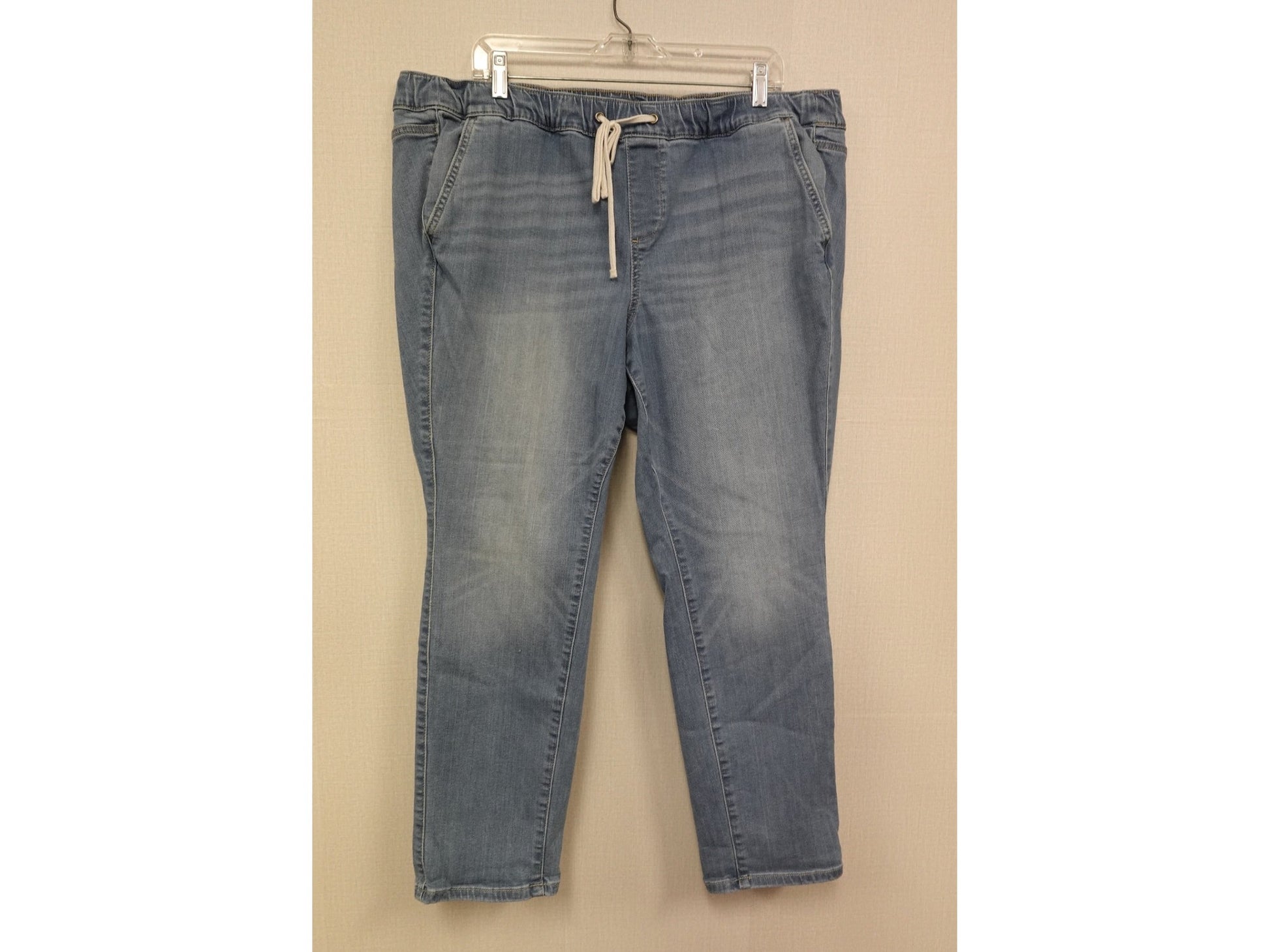 Torrid, Jeans, 18- Condition: Very Good