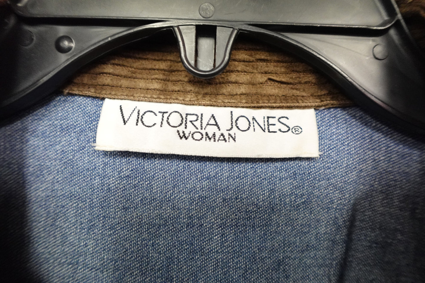 Victoria Jones, Light Jacket, 3X/4X- Condition: Very Good