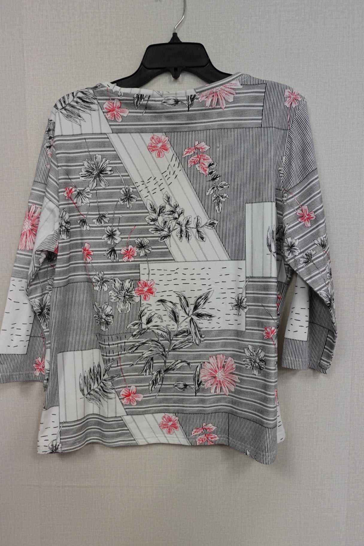 Coldwater Creek, 3/4 Sleeves Top, Large