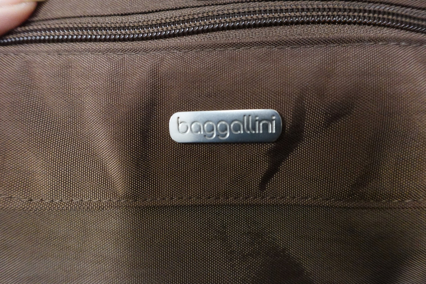Baggallini, Purse: Crossbody , meduim