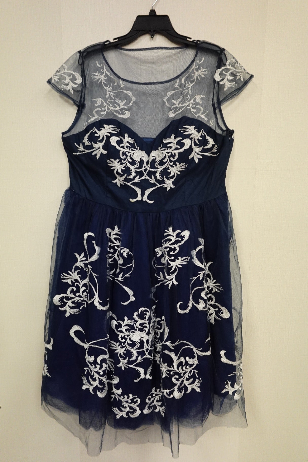 Chi Chi, NWT Formal Dress, 20 (22UK)