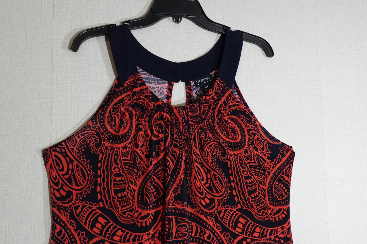 En Focus, Dress, 14W
