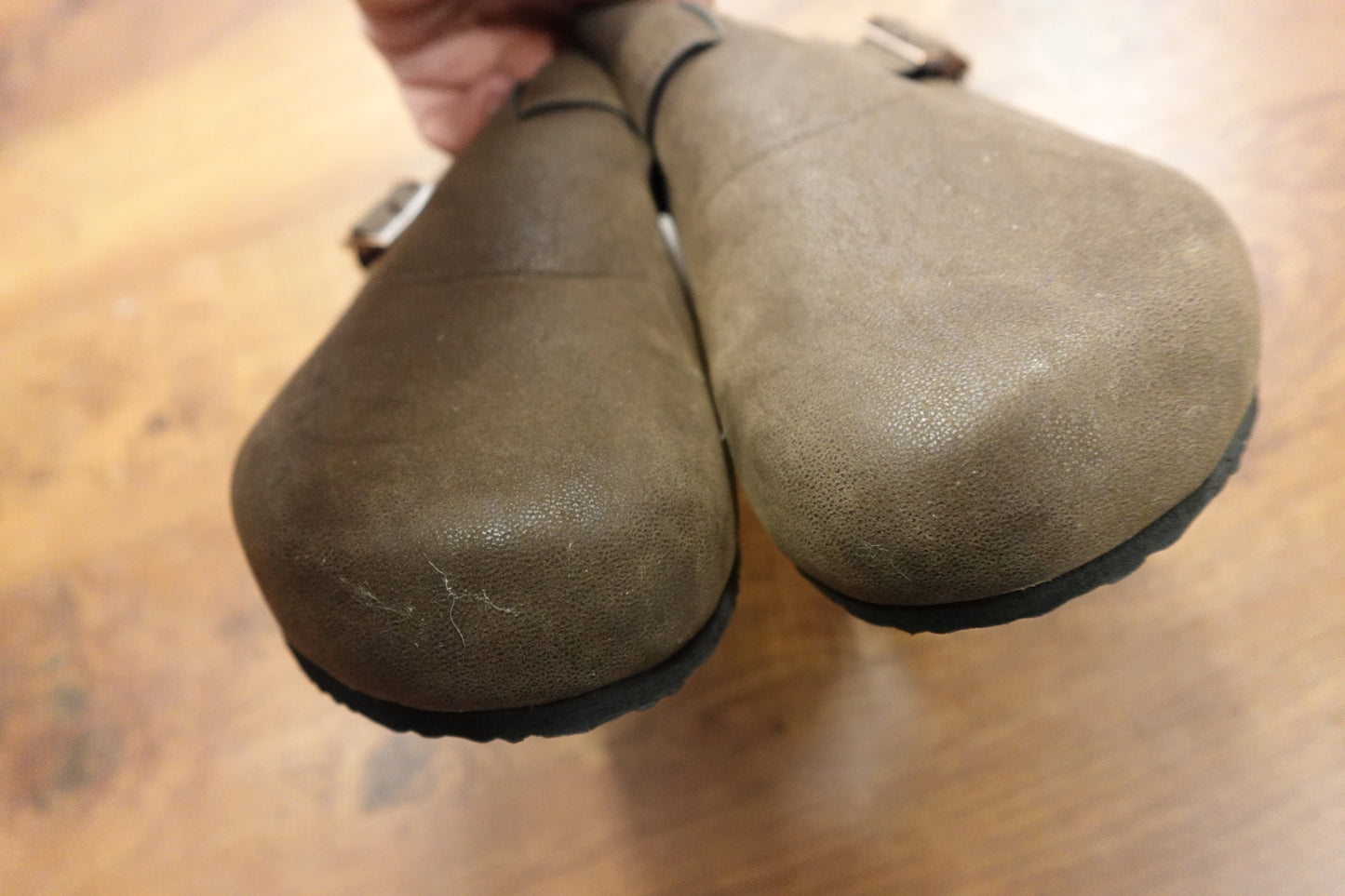 Outwoods, Shoes, 8
