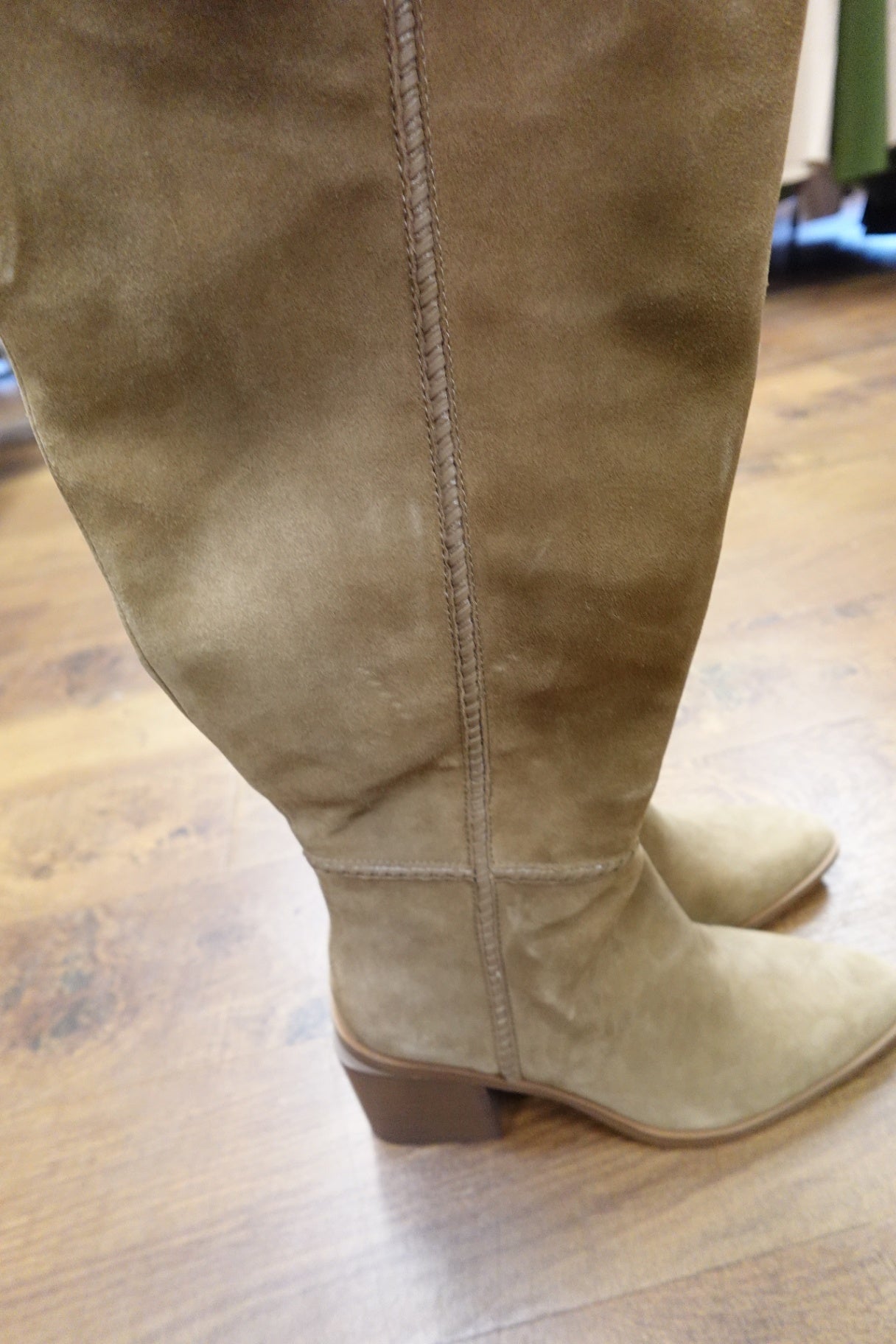 Vince Camuto, NWT Boots, 11M (wide calf)