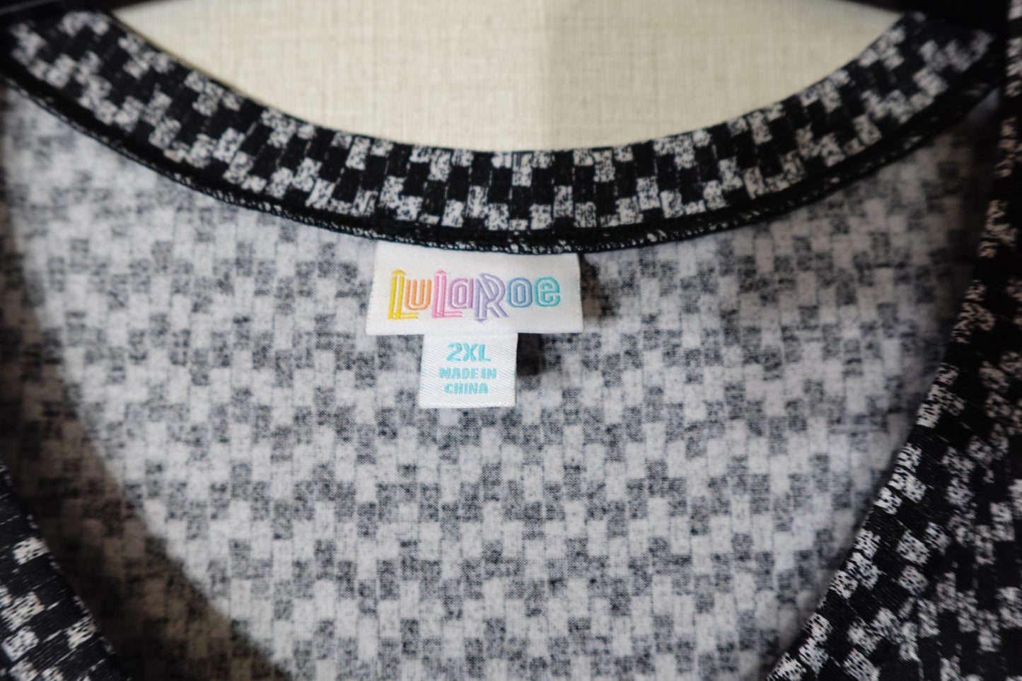 LuLaRoe, Long Sleeves Top, 2X