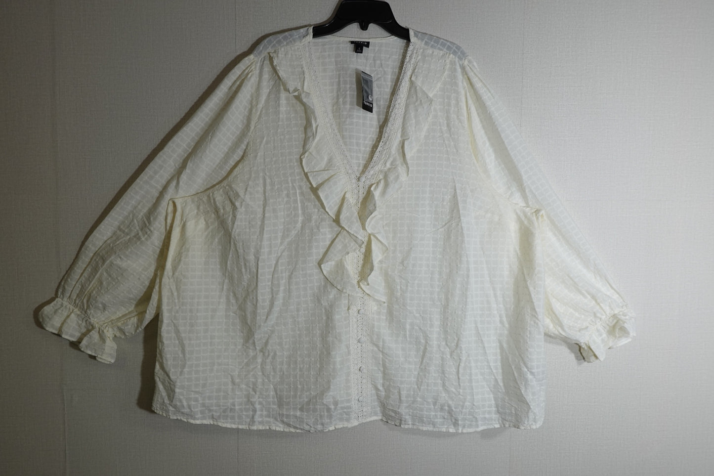TORRID, NWT Long Sleeves Top, 5X