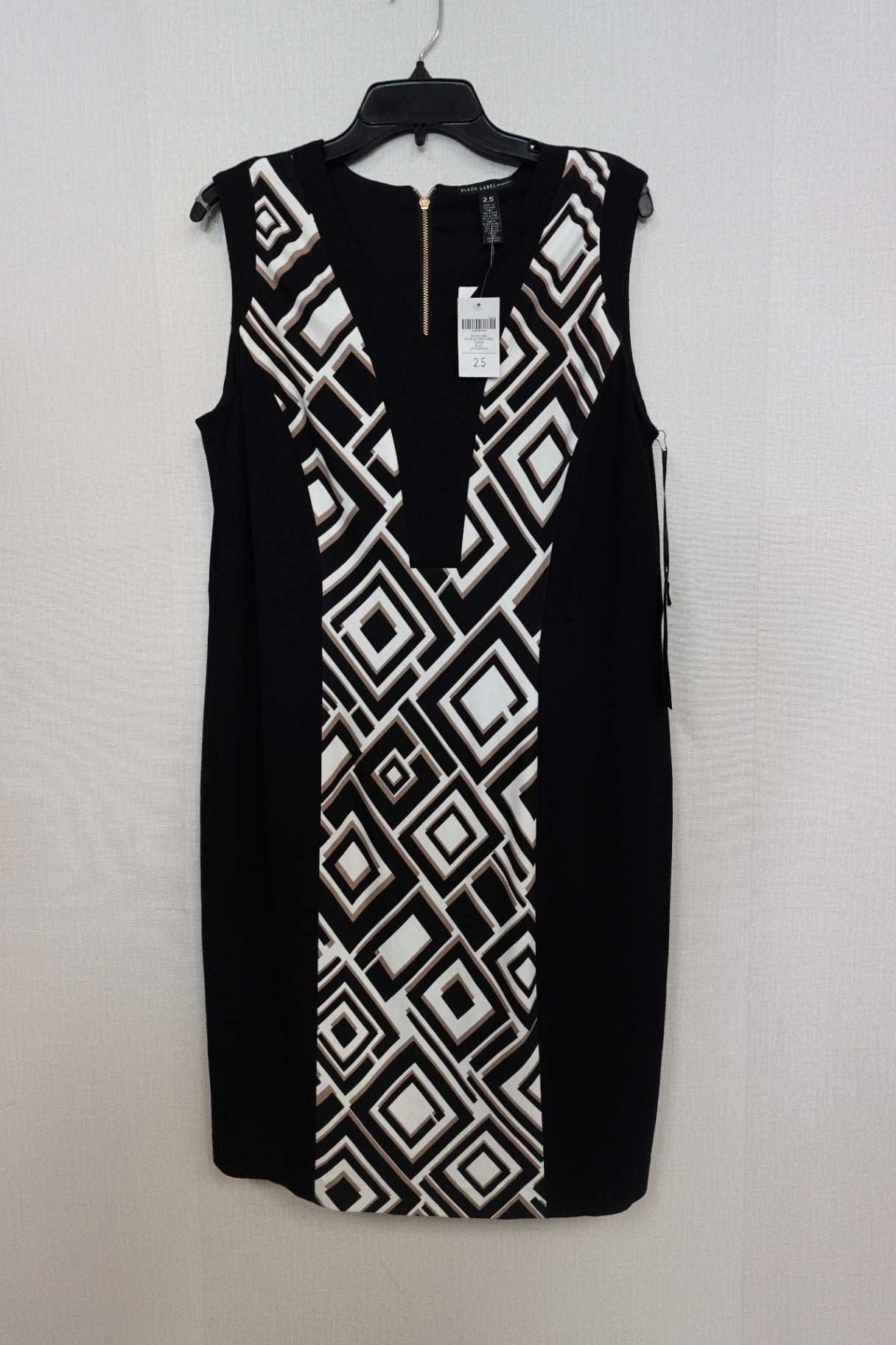 Black Label Chicos, NWT Dress, L/XL (chicos 2.5)