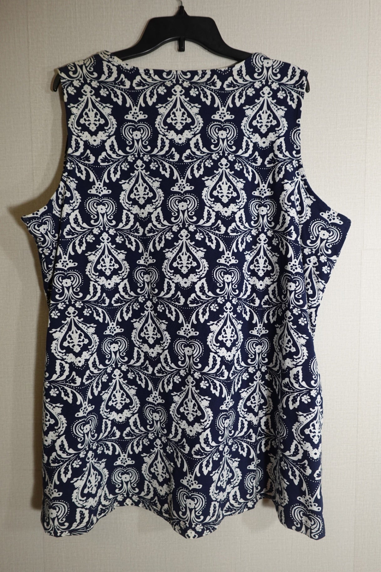 Carolyn Taylor, NWT Tank Top, 2X