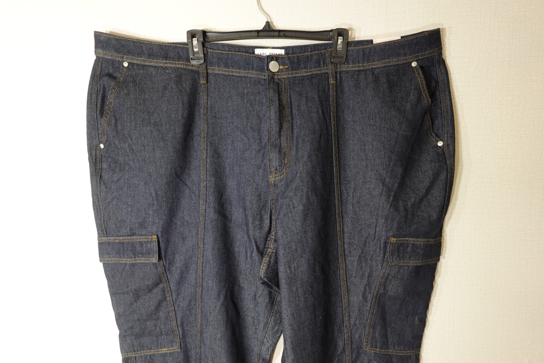 Lane Bryant, NWT Jeans: Wide leg, 28S