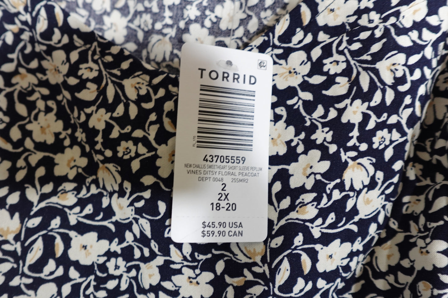 Torrid, NWT Short Sleeve Top, 18/20