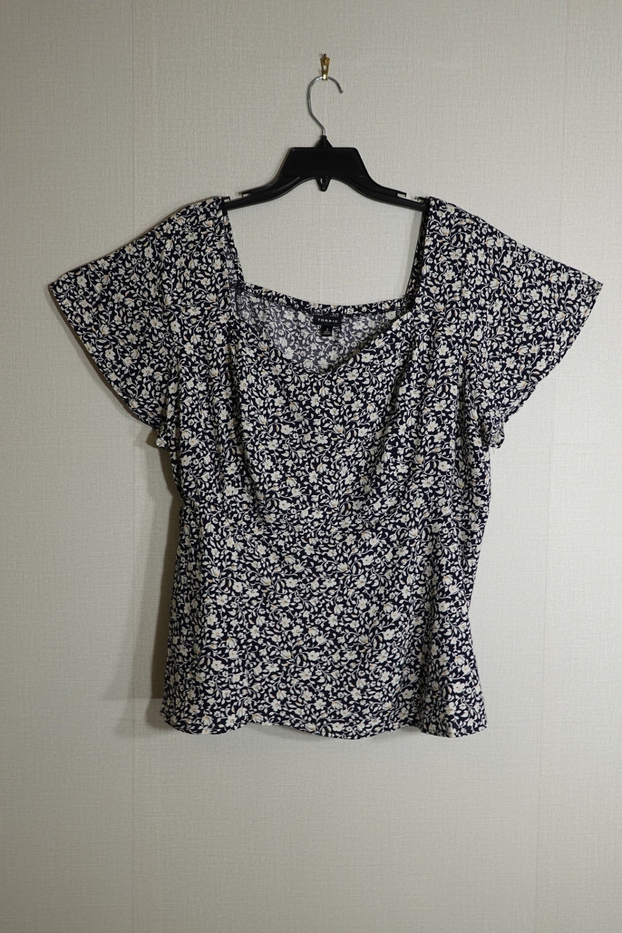 Torrid, NWT Short Sleeve Top, 18/20