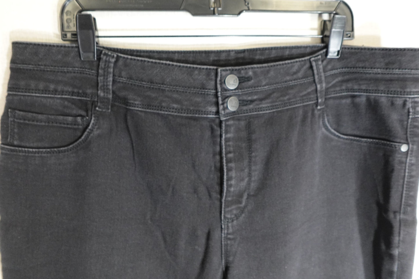 D. Jeans, Jeans, 20W
