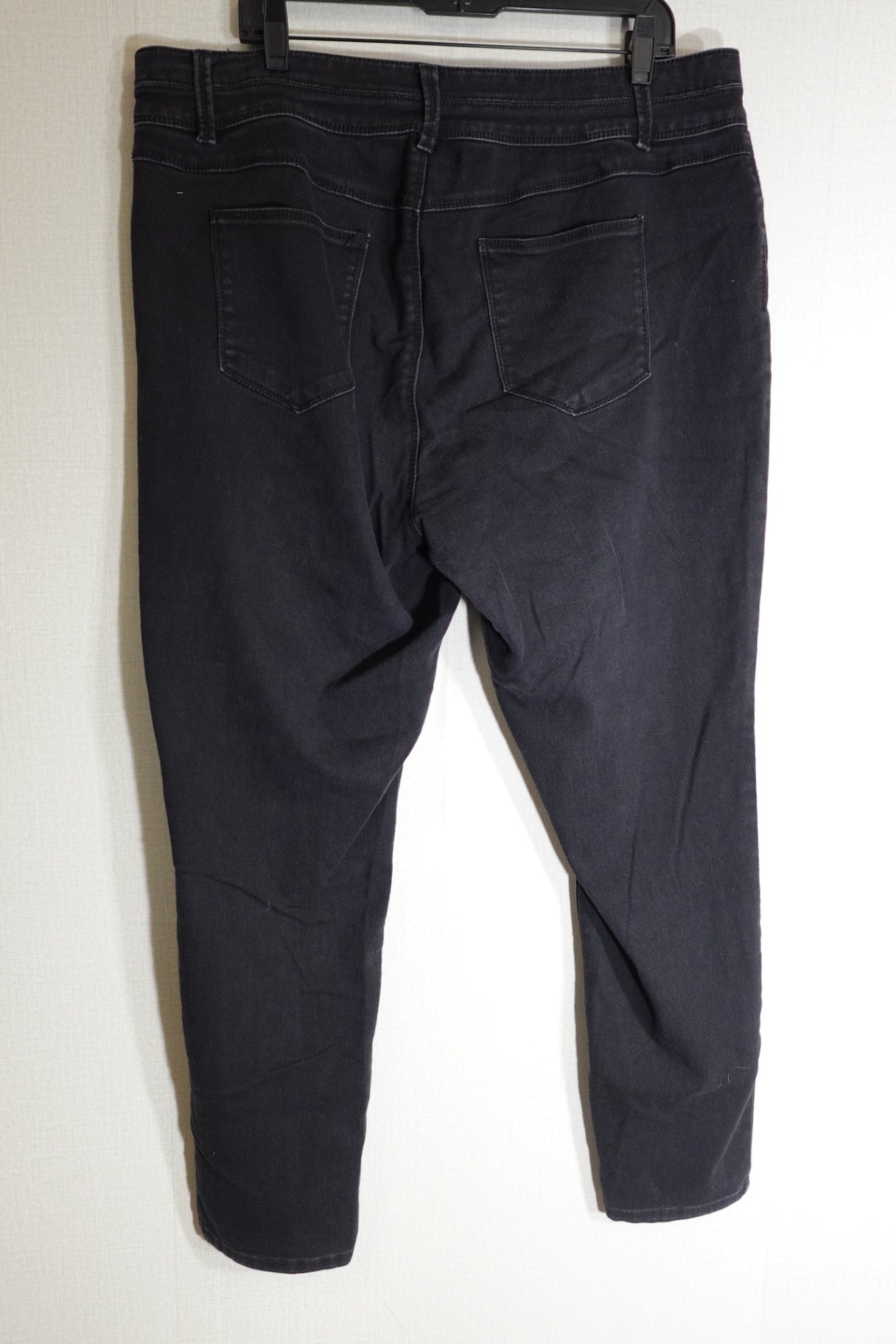 D. Jeans, Jeans, 20W