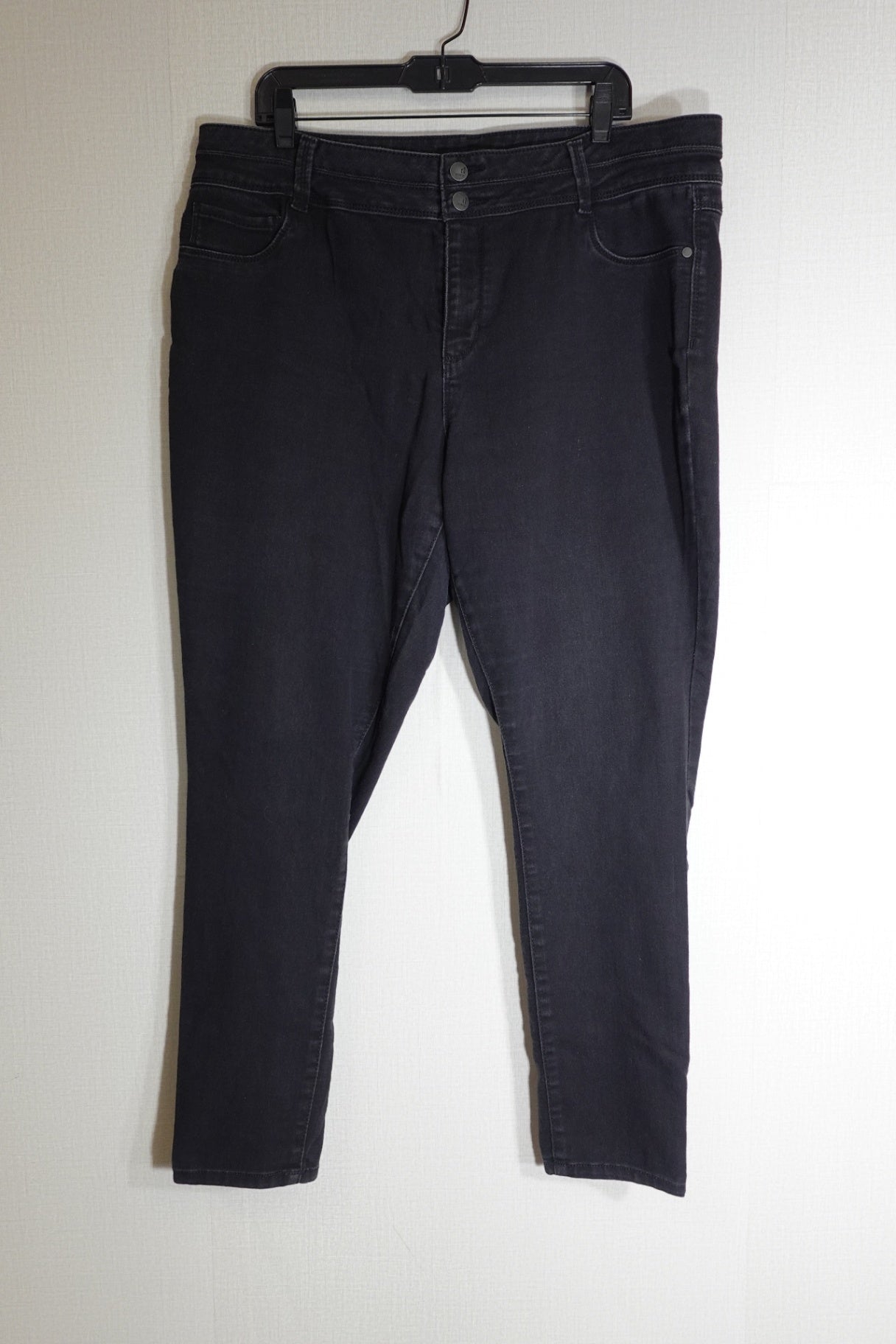 D. Jeans, Jeans, 20W