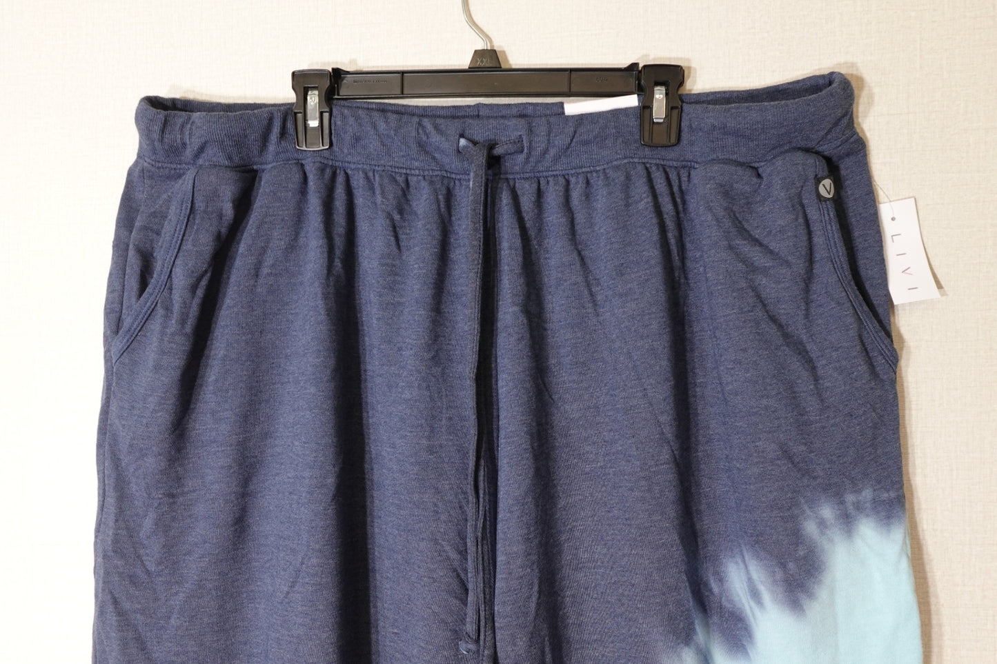 LIVI, NWT Pants, 26/28