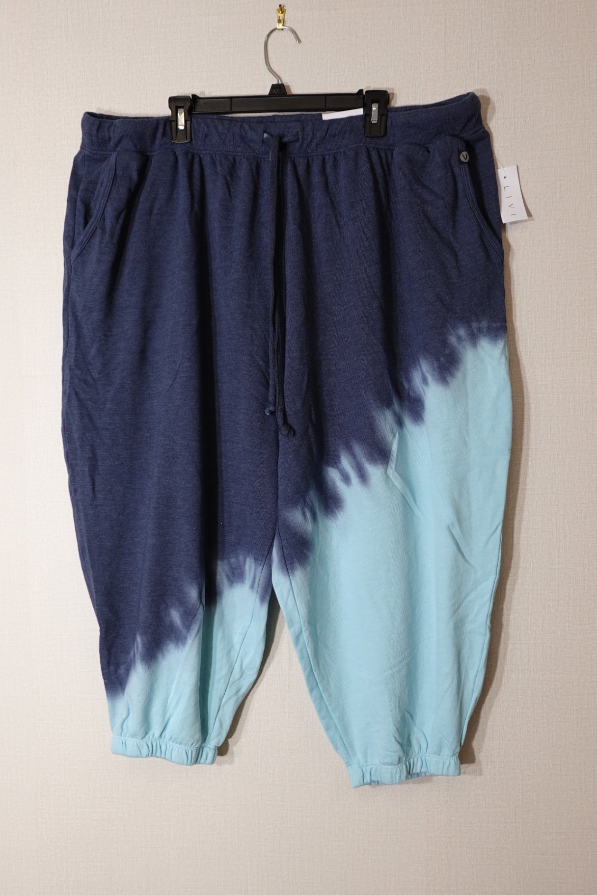 LIVI, NWT Pants, 26/28