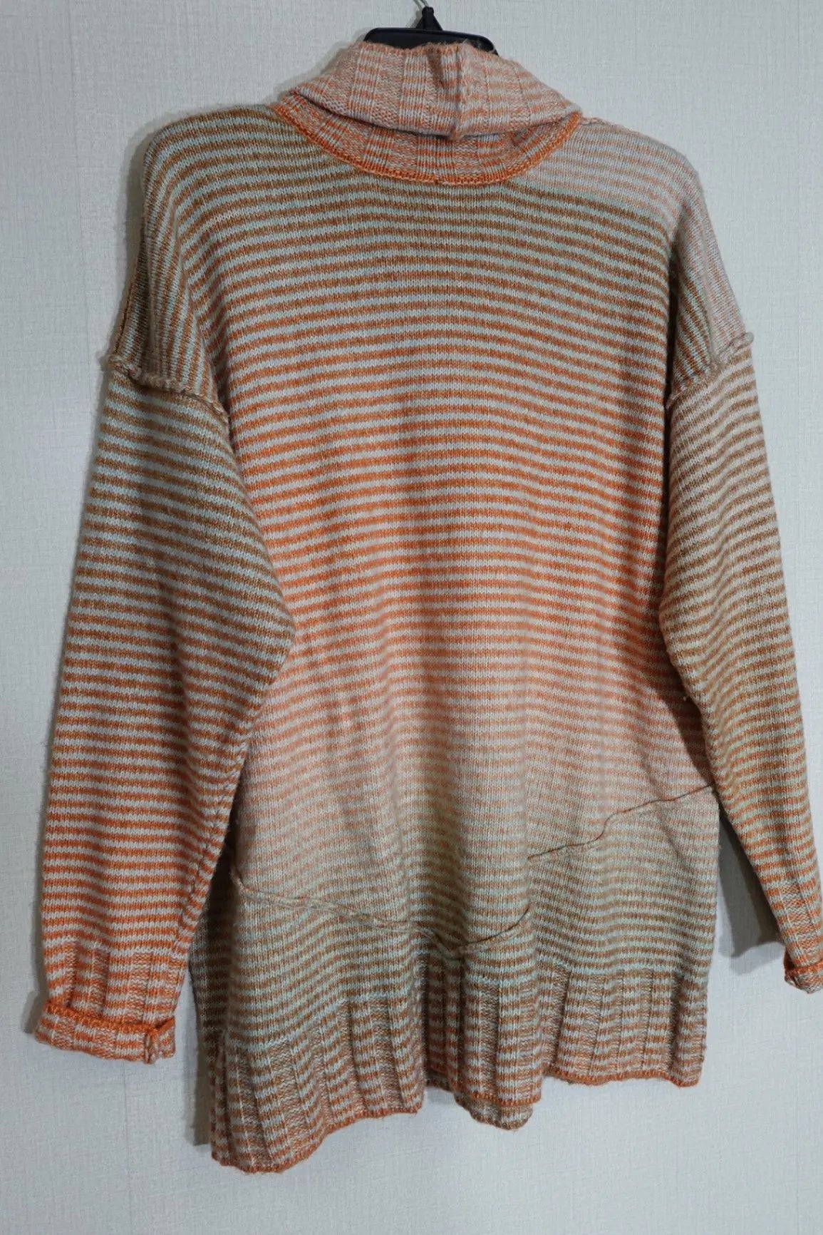 cabi, Sweater, XL- some sign of wear cabi Sweater More To Love Consignment